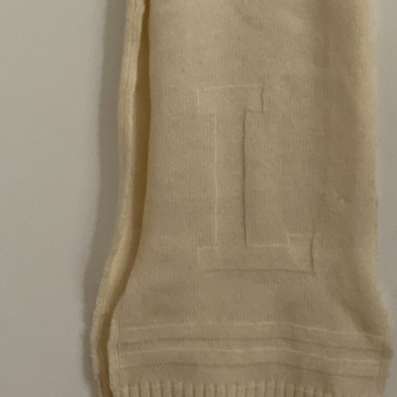 Lacoste Cream Colored Wool Blend Scarf - Picture 7 of 7